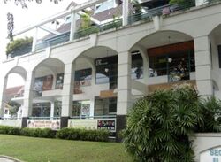 Linden Drive (D11), Retail #572979221